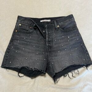 Levi’s wedgie shorts size 27 black distressed with rhinestones